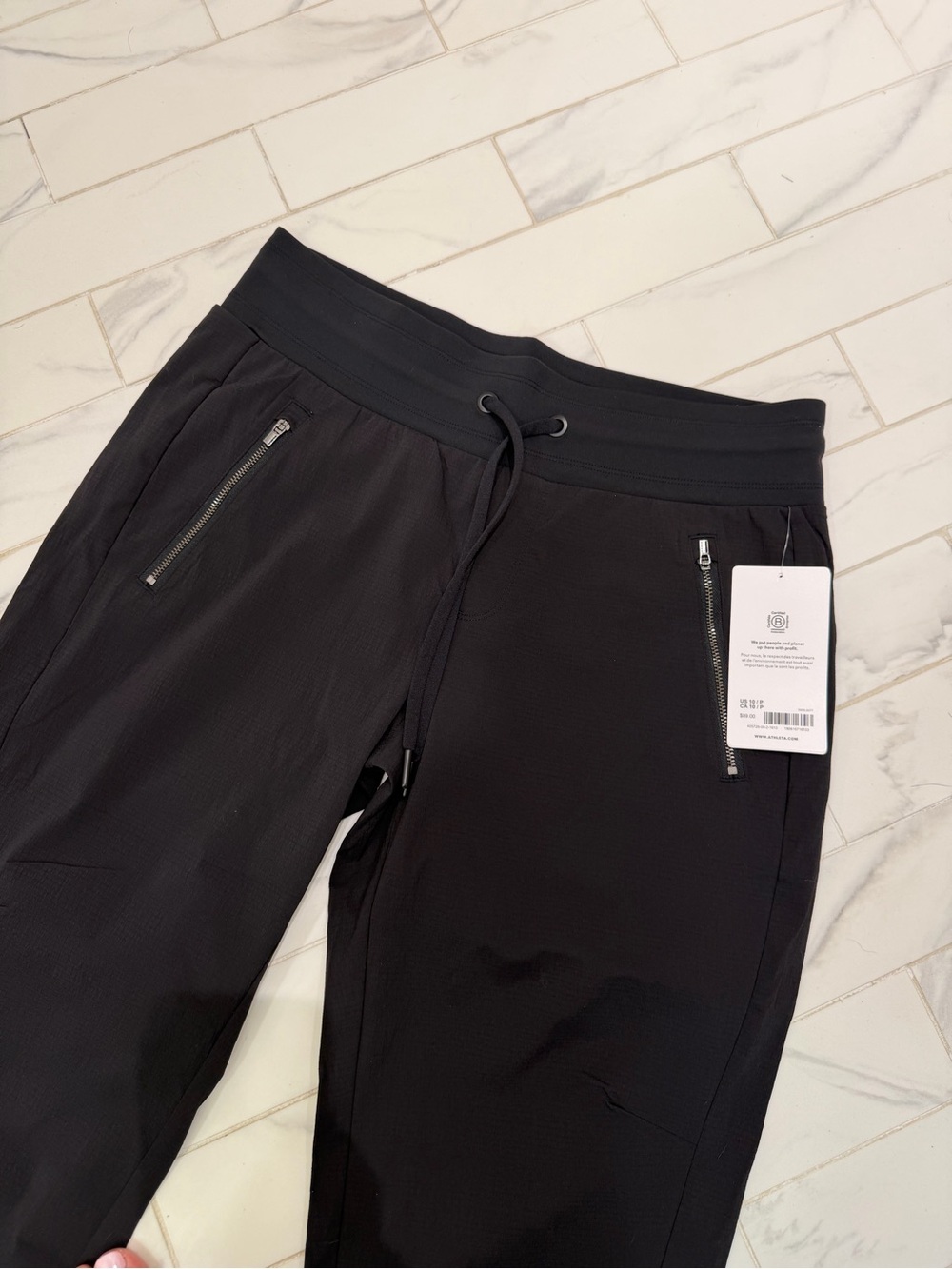 NWT Athleta Black Jogger Pants – Women’s Size 10 Petite - Picture 6 of 11